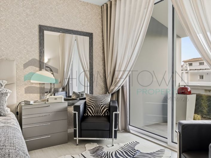 Image No.24-3 Bed House for sale