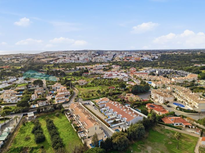 Image No.46-3 Bed House for sale