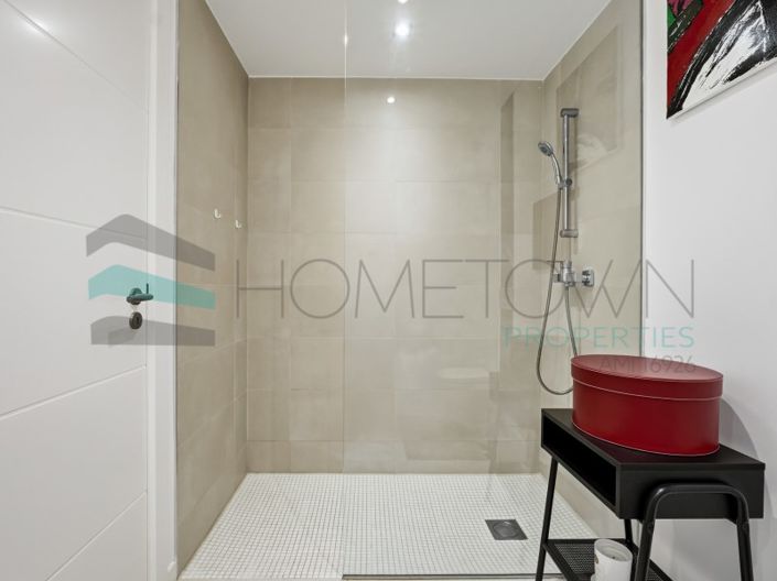 Image No.16-3 Bed House for sale