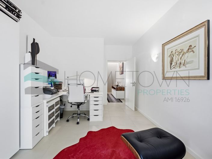 Image No.13-3 Bed House for sale