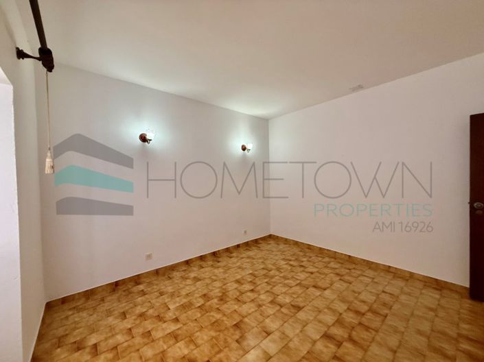 Image No.17-3 Bed House for sale