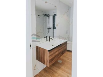 id73589f01-0000-0500-0000-000015e3473a