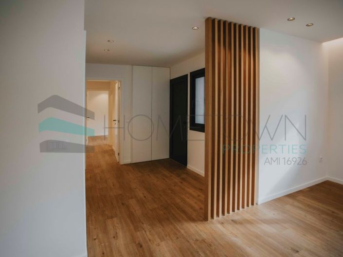 Image No.19-3 Bed House for sale