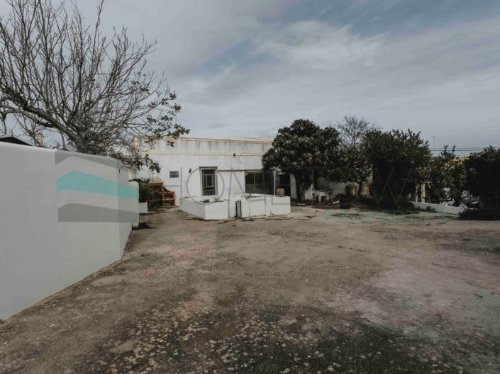 Image No.28-3 Bed House for sale