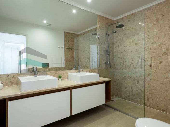 Image No.24-3 Bed Apartment for sale