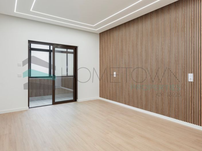 Image No.20-3 Bed Apartment for sale