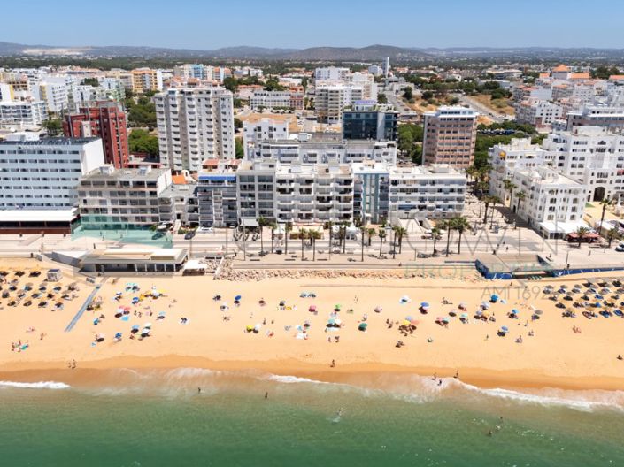 Image No.27-3 Bed Apartment for sale