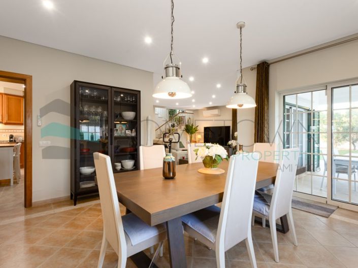 Image No.26-3 Bed House for sale