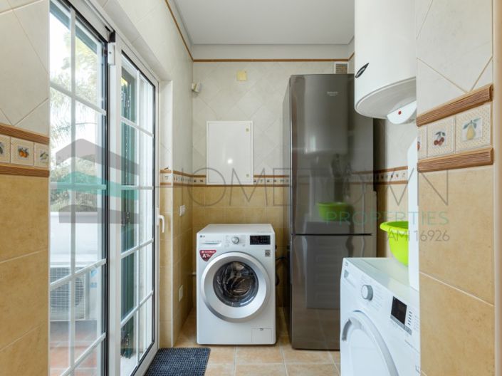 Image No.28-3 Bed House for sale