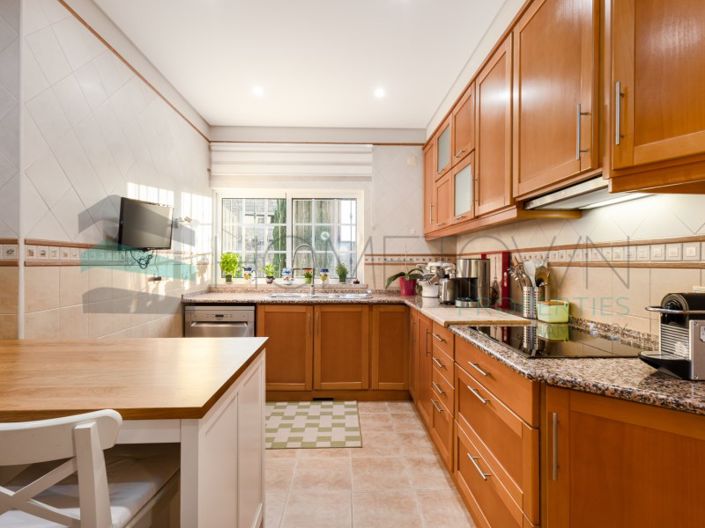 Image No.29-3 Bed House for sale