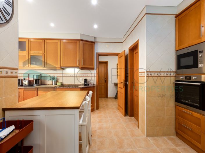 Image No.30-3 Bed House for sale