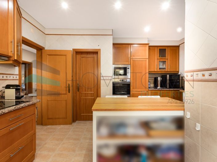 Image No.31-3 Bed House for sale