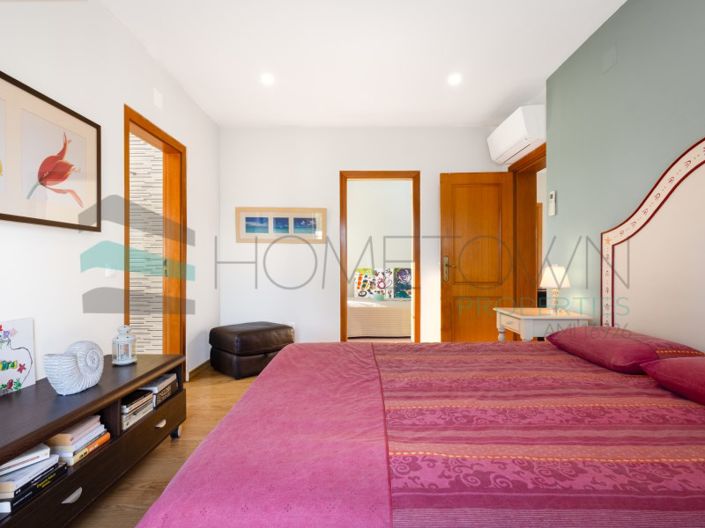 Image No.49-3 Bed House for sale