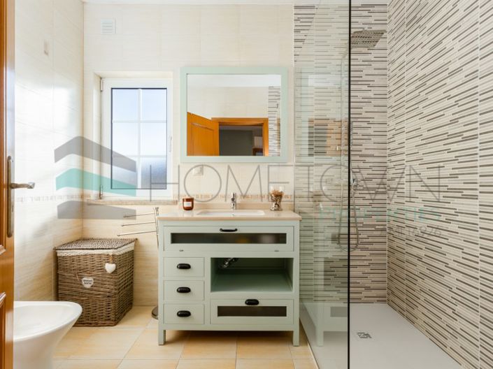 Image No.51-3 Bed House for sale