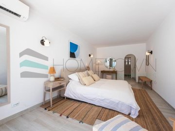 idd925bd01-0000-0500-0000-000018658b70