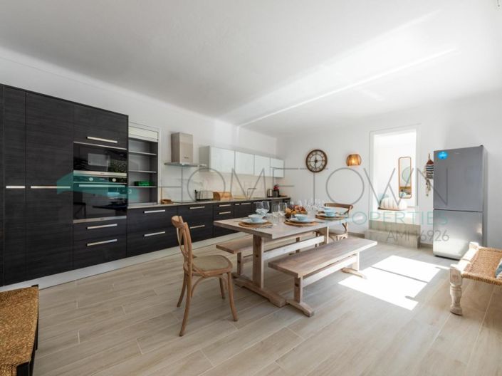 Image No.14-3 Bed House for sale