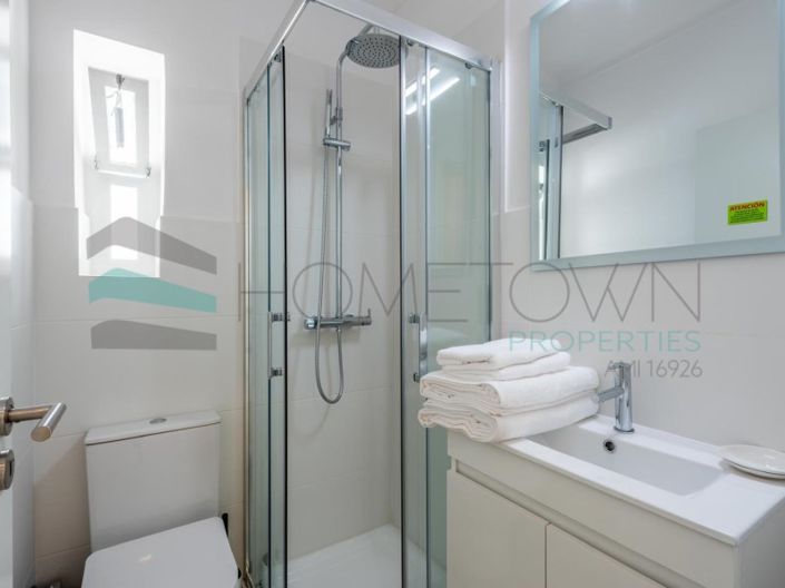 Image No.15-3 Bed House for sale