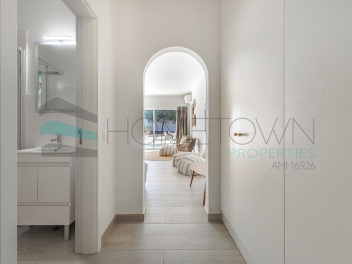 Image No.19-3 Bed House for sale