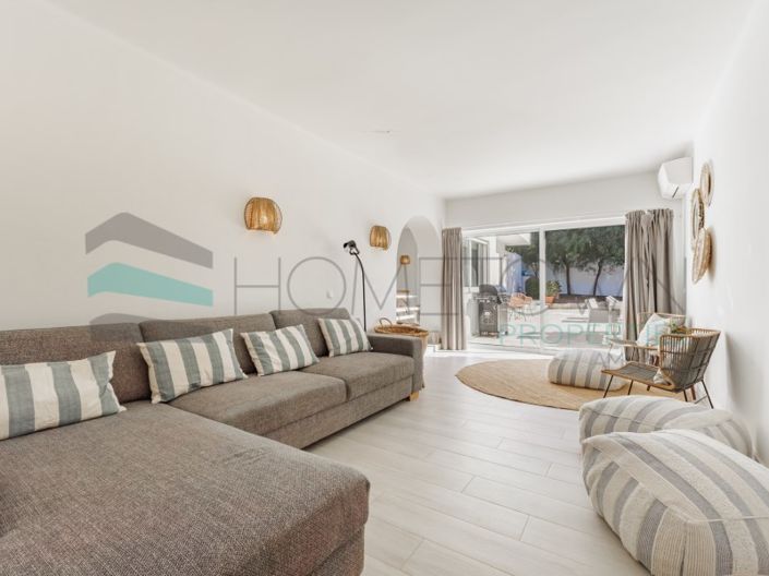 Image No.2-3 Bed House for sale