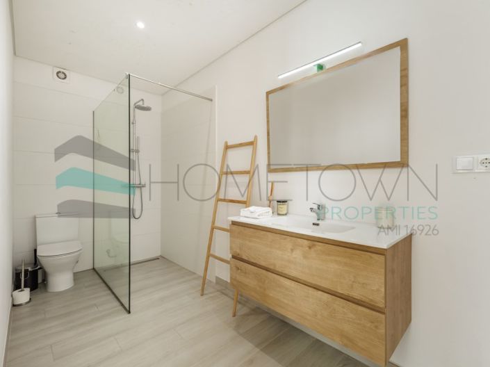 Image No.24-3 Bed House for sale