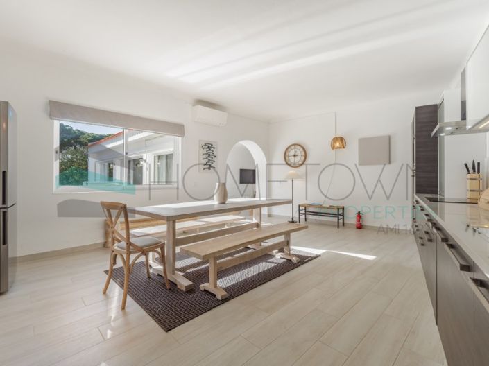 Image No.5-3 Bed House for sale