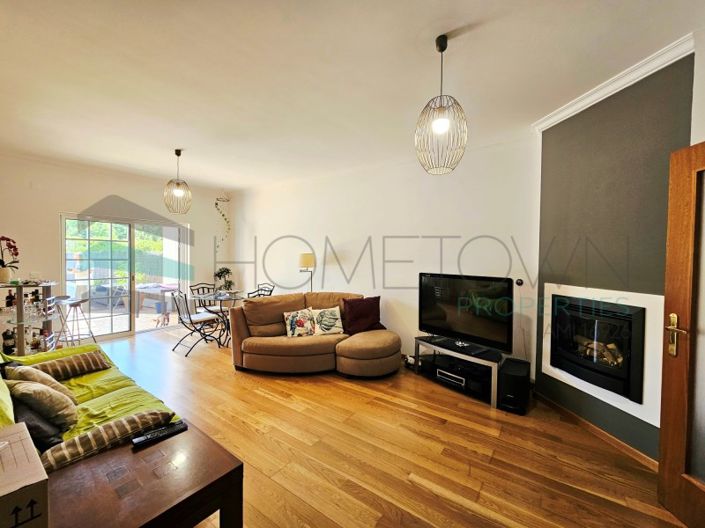 Image No.6-3 Bed House for sale