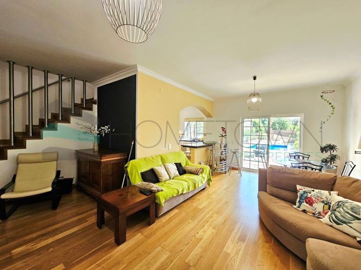 Image No.9-3 Bed House for sale