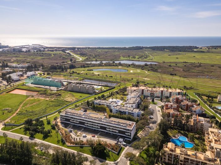 Image No.30-3 Bed Apartment for sale