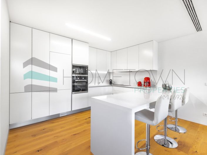 Image No.8-3 Bed Apartment for sale