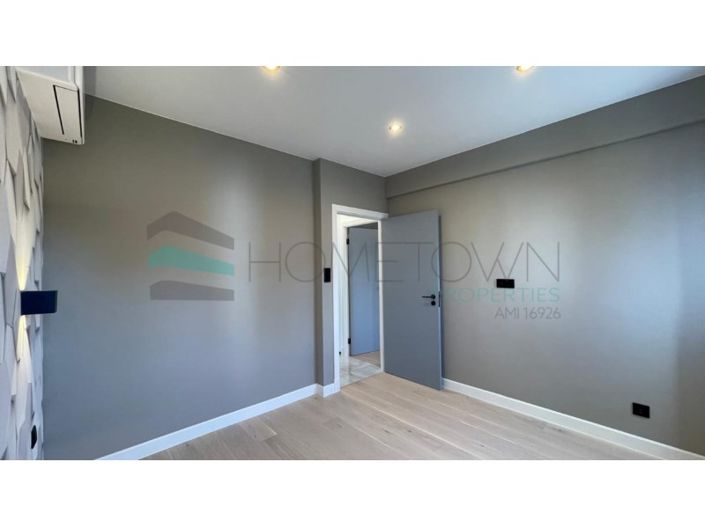 Image No.12-3 Bed Apartment for sale