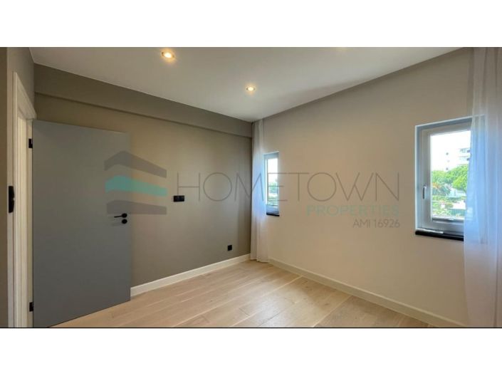 Image No.9-3 Bed Apartment for sale