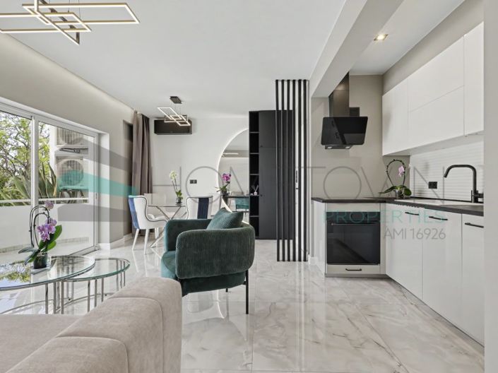 Image No.9-3 Bed Apartment for sale