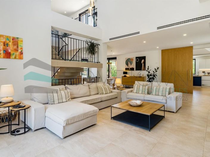 Image No.11-4 Bed House for sale