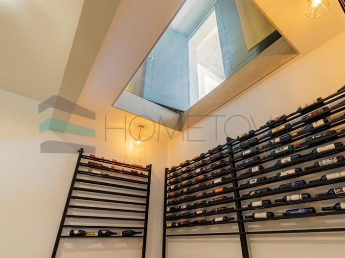 Image No.24-4 Bed House for sale