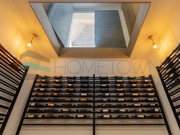 Image No.25-4 Bed House for sale