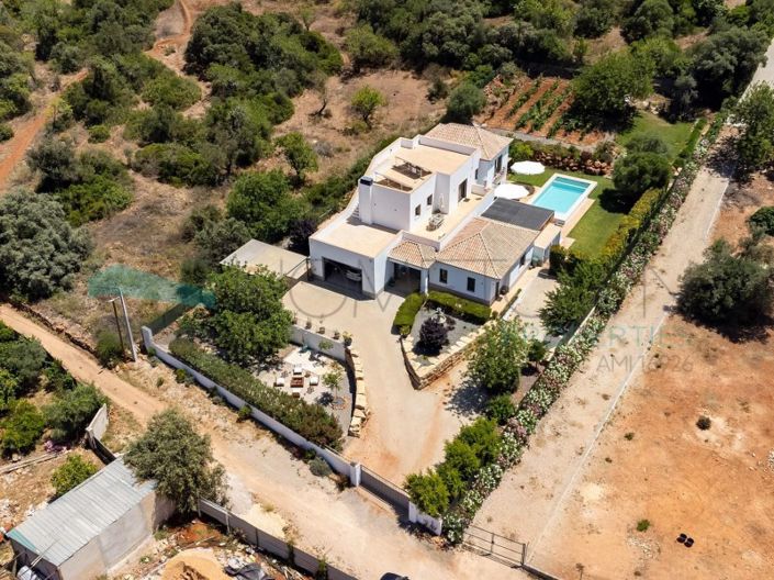 Image No.42-4 Bed House for sale