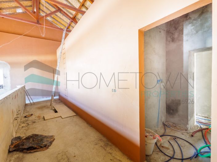 Image No.12-2 Bed House for sale