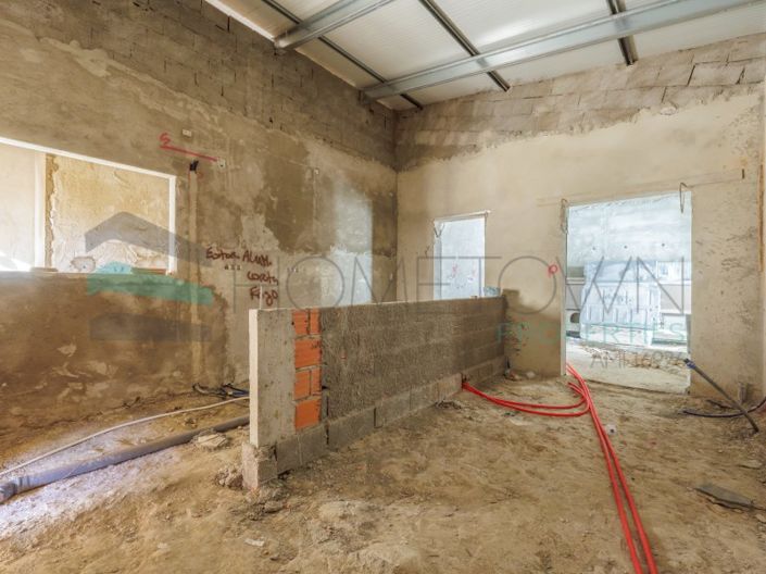 Image No.17-2 Bed House for sale