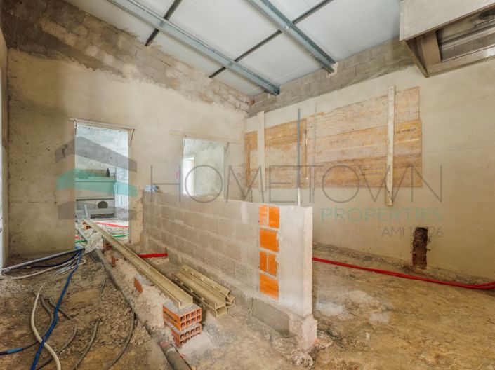 Image No.18-2 Bed House for sale