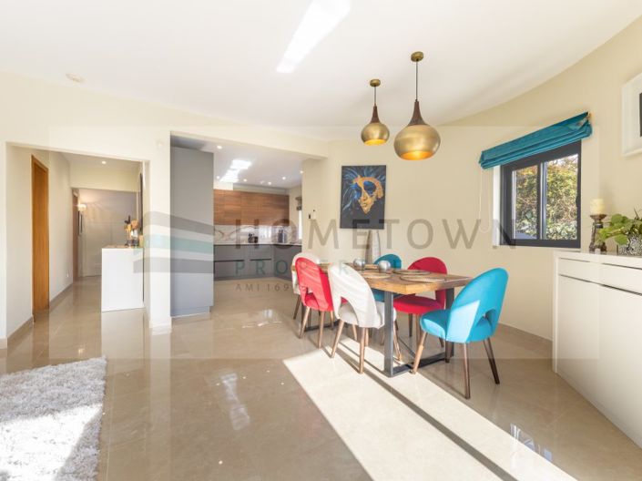 Image No.12-3 Bed House for sale