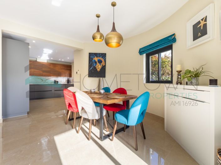 Image No.12-3 Bed House for sale