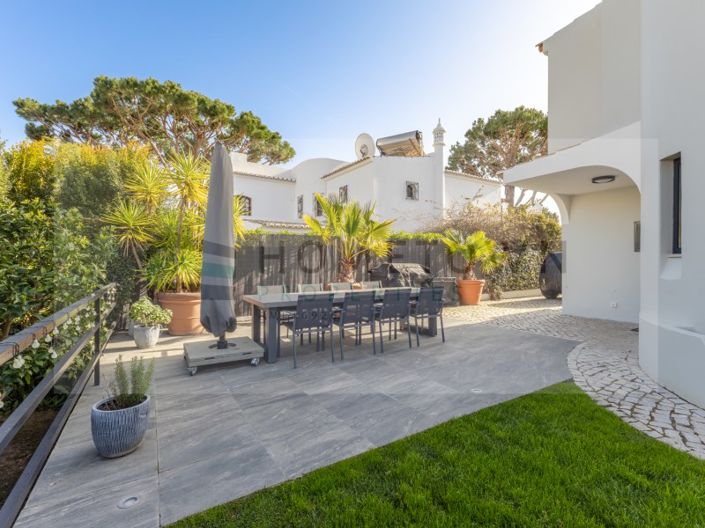 Image No.16-3 Bed House for sale