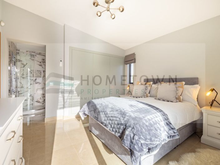 Image No.24-3 Bed House for sale
