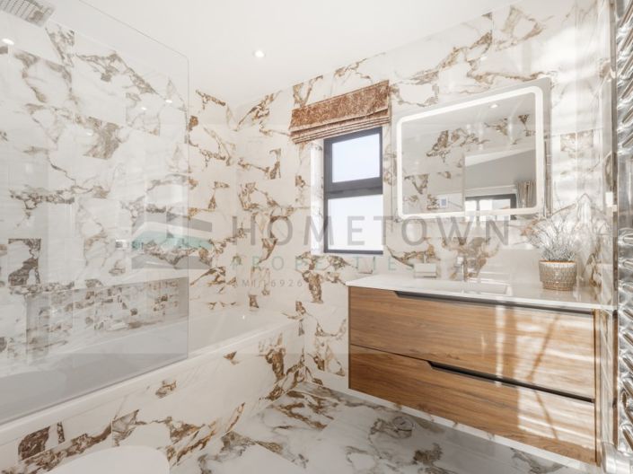 Image No.27-3 Bed House for sale
