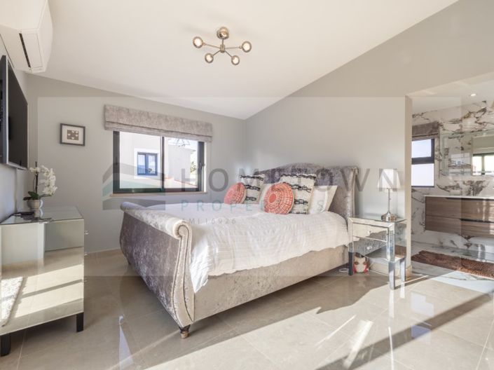 Image No.30-3 Bed House for sale