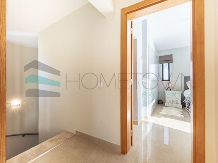 Image No.30-3 Bed House for sale