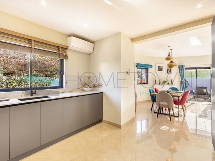 Image No.4-3 Bed House for sale