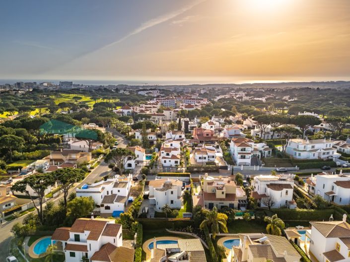 Image No.41-3 Bed House for sale