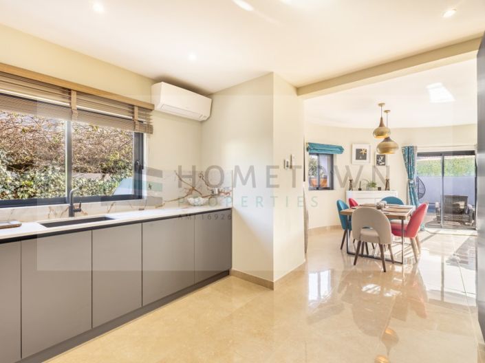 Image No.7-3 Bed House for sale