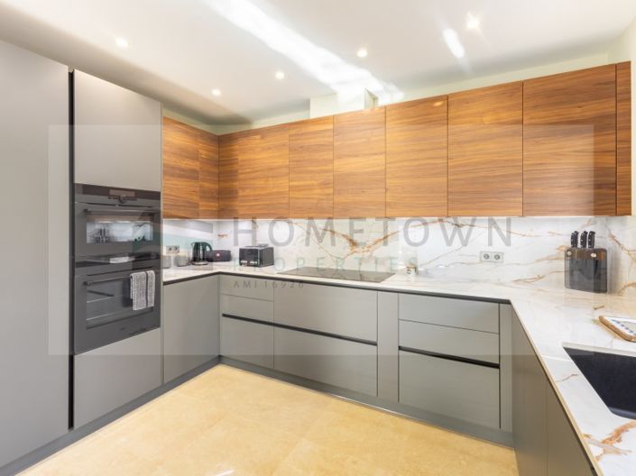 Image No.9-3 Bed House for sale
